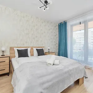  Apartament Nowoczesny Z Balkonem I Parkingiem W Centrum Wroclawia By Renters Polska