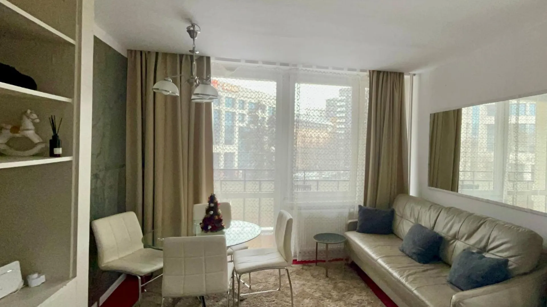 Perfect Location Two Bedrooms With Balkony Warsaw 0*,